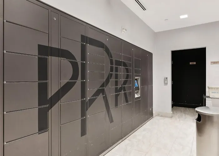 Placemakr Downtown At The Pennsylvanian