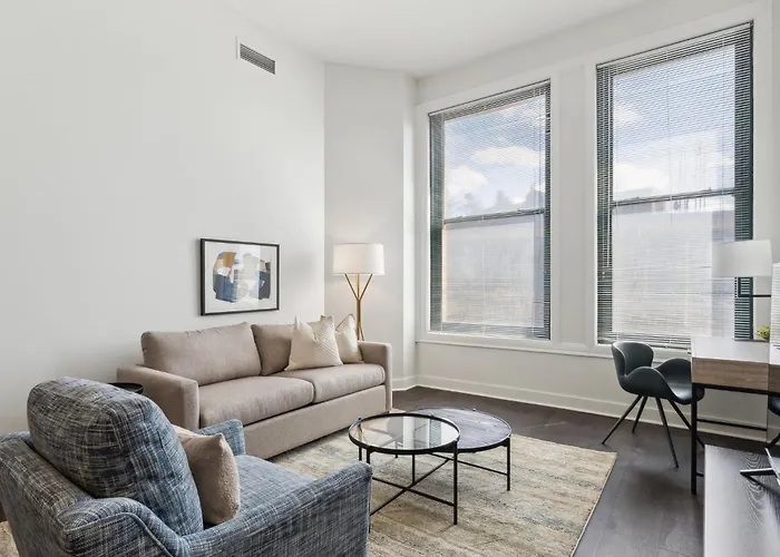 Placemakr Downtown At The Pennsylvanian Hotel *