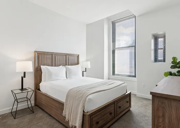 Hotel Placemakr Downtown At The Pennsylvanian