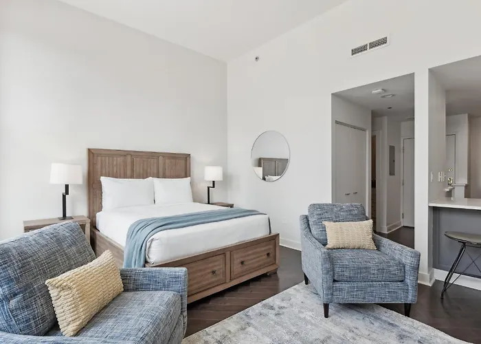 Hotel Placemakr Downtown At The Pennsylvanian *
