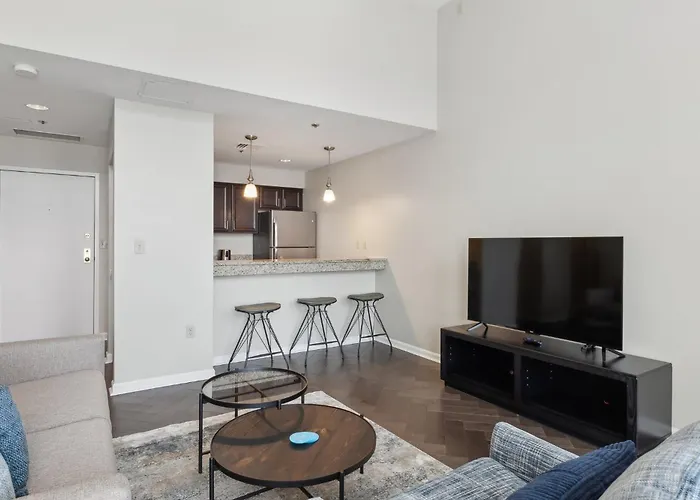 Placemakr Downtown At The Pennsylvanian Hotel *