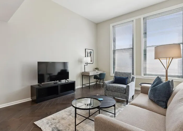 Placemakr Downtown At The Pennsylvanian Hotel