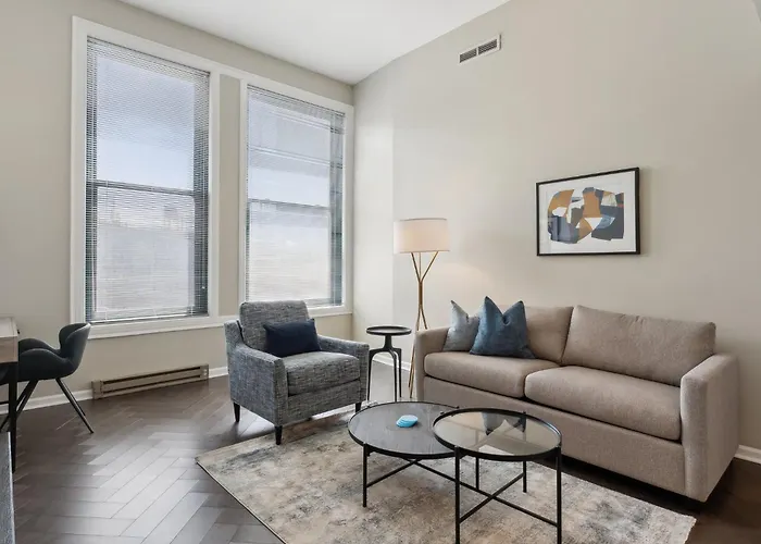 Placemakr Downtown At The Pennsylvanian